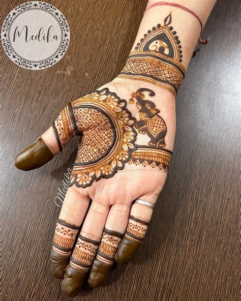 simple half hand mehndi design