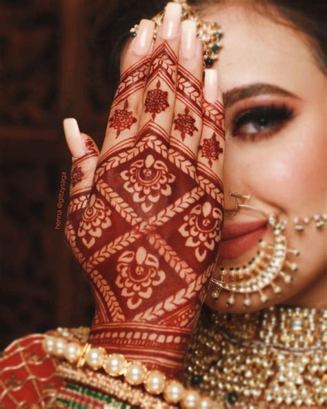 minimal mehndi designs