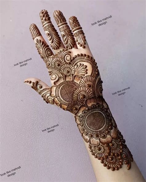 mehndi design bail front