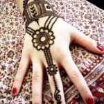 stylish bracelet mehndi design