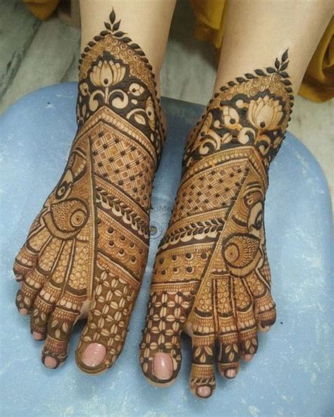 mehndi design leg side