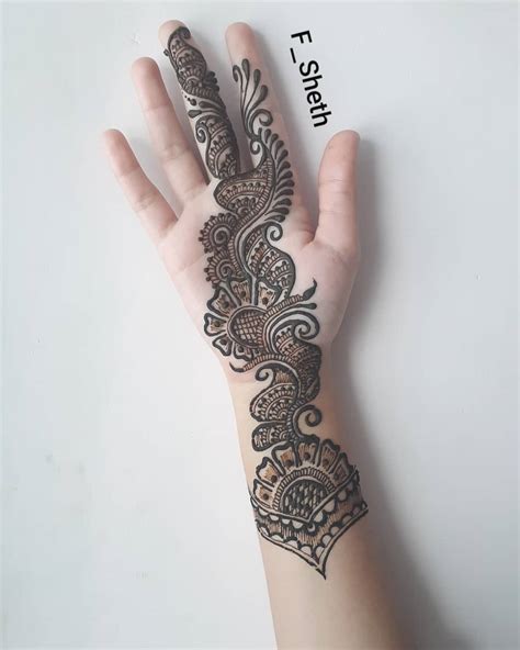 mehndi design bail front hand