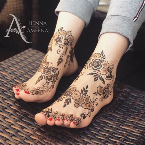 new mehndi designs foot