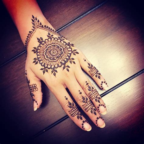 easy mehndi design video