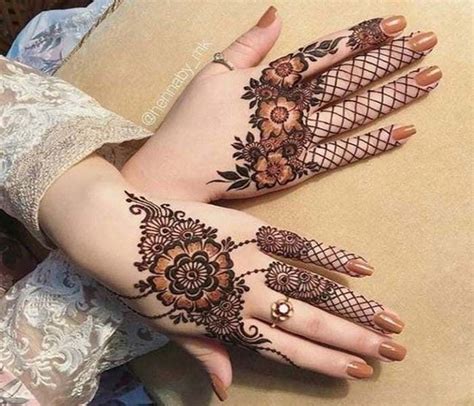 mehndi designs 2021
