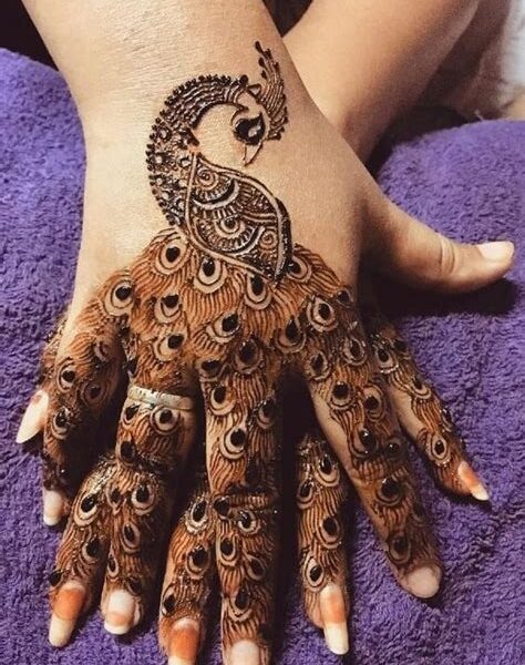 simple mehndi design peacock