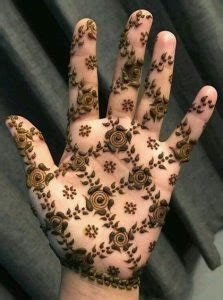 simple one hand mehndi design