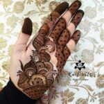 stylish front hand mehndi design