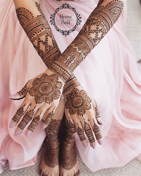 new unique mehndi design