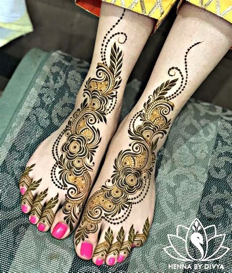 latest mehndi design pic