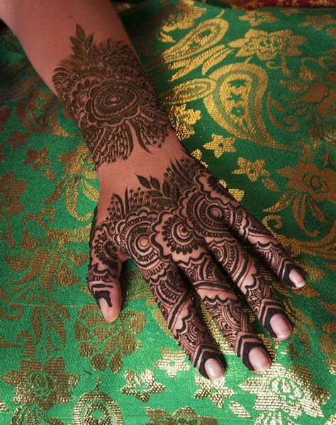 mehndi design photo download