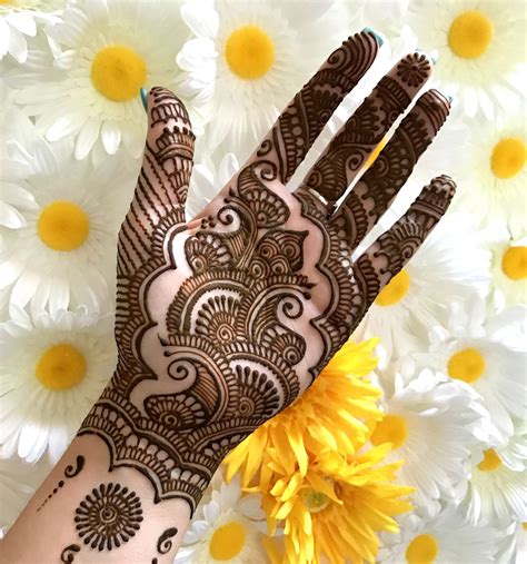 karva chauth mehndi design