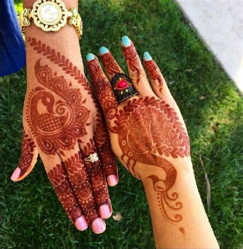 red cone mehndi design simple