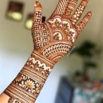 a naam ki mehndi design