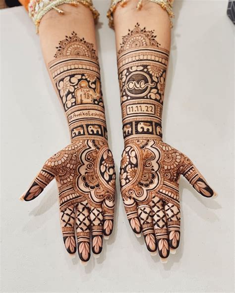 pairo ki mehndi ke design bridal