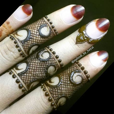 latest stylish mehndi design