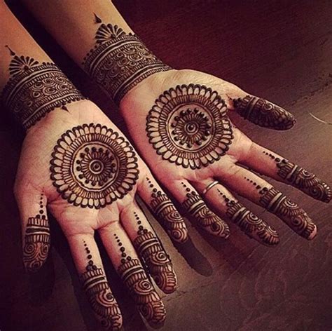 easy mehndi design circle