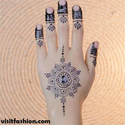 mehndi design flower easy