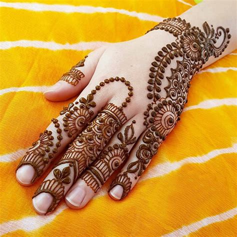 haath phool mehndi design