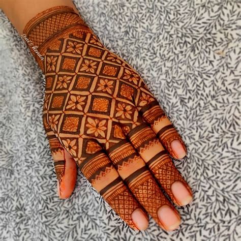 geometric mehndi designs