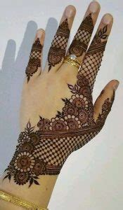 mehndi design ladies