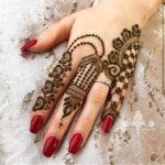 stylish designer mehndi