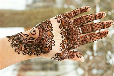 mehndi designs for palm simple