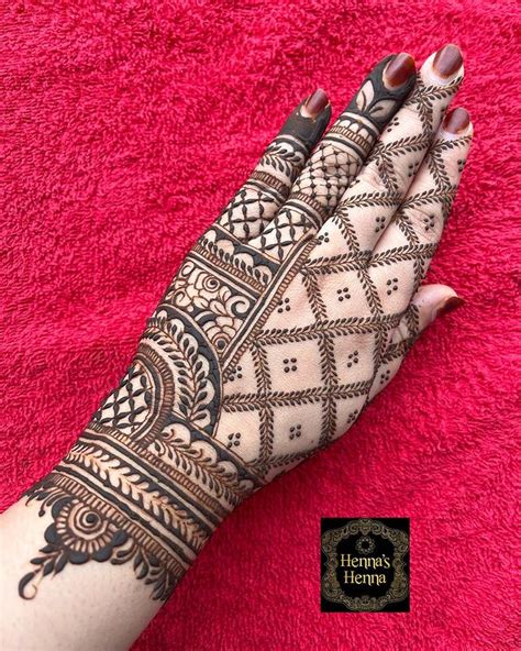 very easy back hand mehndi designs