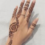 thin mehndi design