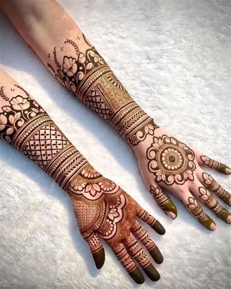 karva chauth mehndi design front hand