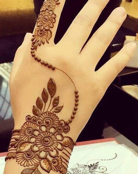 kade wali mehndi design