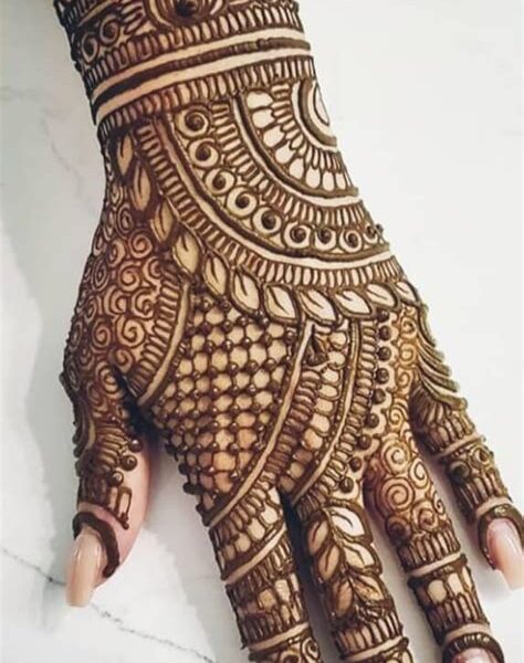 latest mehndi design back