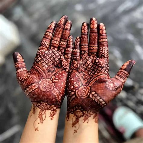 full hatheli mehndi design