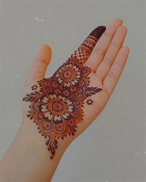 hatheli ki mehndi design