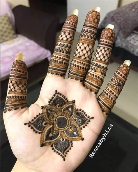 gangaur mehndi design