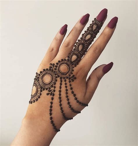 simple mehndi bail design