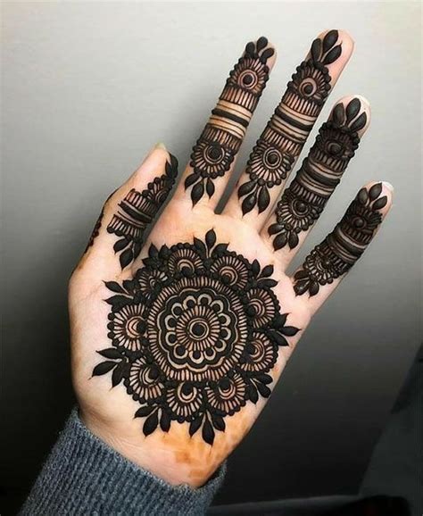 simple round mehndi designs for hands