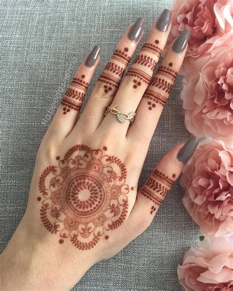 mehndi designs circle easy