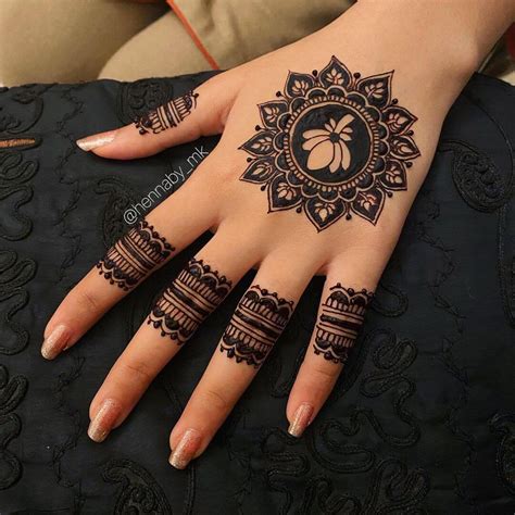 round circle mehndi designs