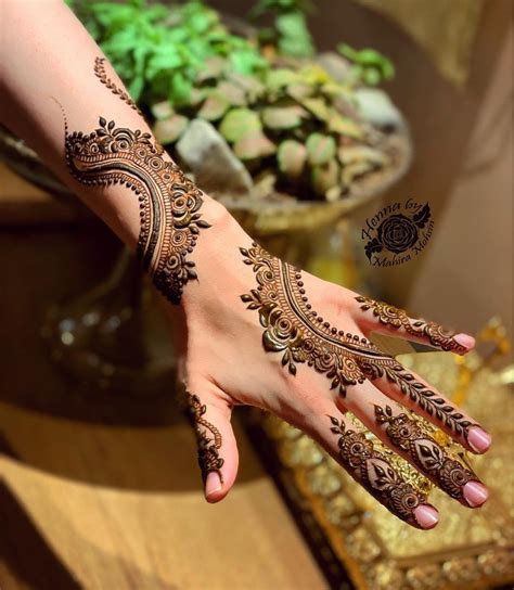 simple arabic mehndi design images