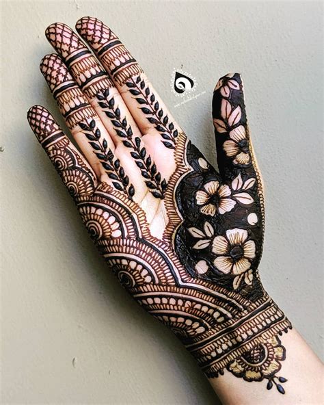 simple mehndi design for left hand