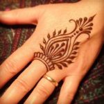 so simple mehndi design