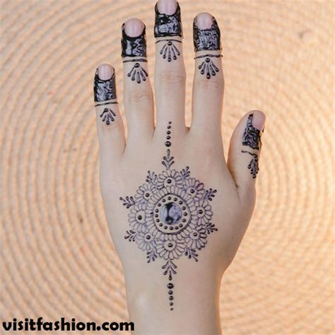 mehndi simple bel design