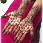 write hand mehndi design