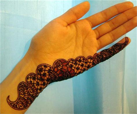 mehndi designs single line