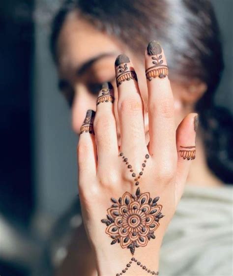 mehndi design bracelet