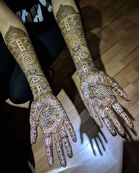 mehndi designs for full hands front