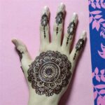 arabic circle mehndi design