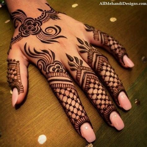 ladies mehndi design simple