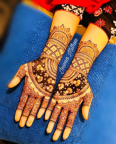 mehndi design for bride sister